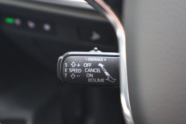 cruise control adaptief met Stop&Go en stuurhulp cruise control adaptief met Stop&Go en stuurhulp