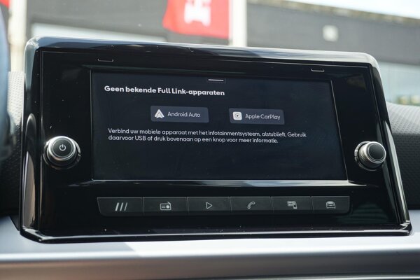 Apple Carplay/Android Auto