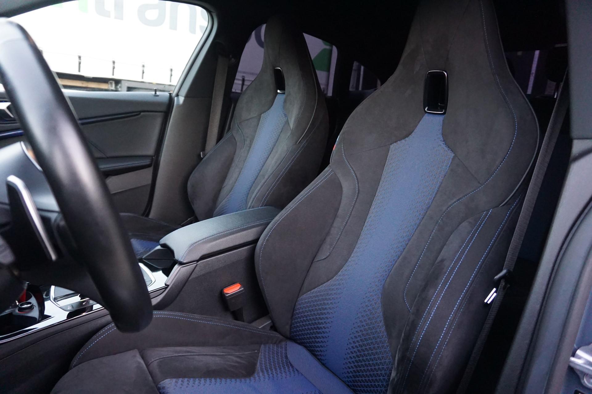 BMW 2-serie Gran Coupé M235i 306pk xDrive Executive - Afbeelding 4