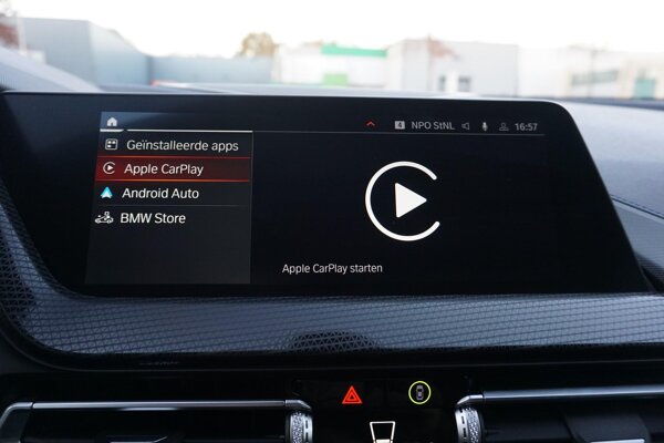 Apple Carplay/Android Auto