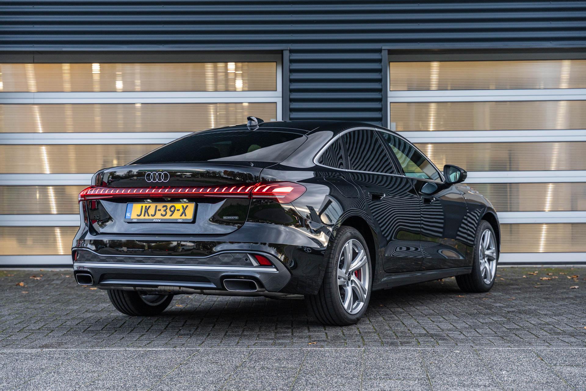 Audi A5 Limousine 2.0 e-hybrid 299pk quattro Advanced Edition - Afbeelding 2