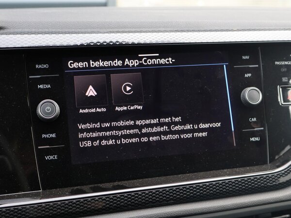 Apple Carplay/Android Auto