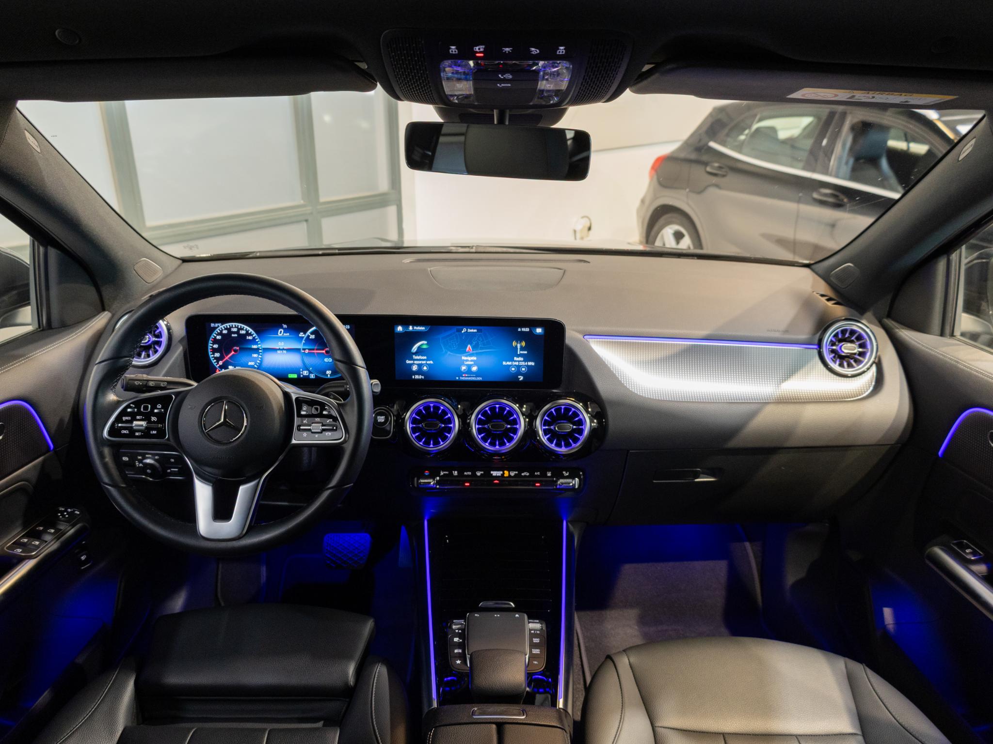 Mercedes-Benz EQA 250 Business Solution Luxury 67 kWh - Afbeelding 3