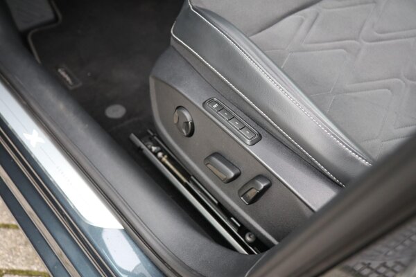 elektrisch verstelb. bestuurdersstoel met geheugen elektrisch verstelb. bestuurdersstoel met geheugen