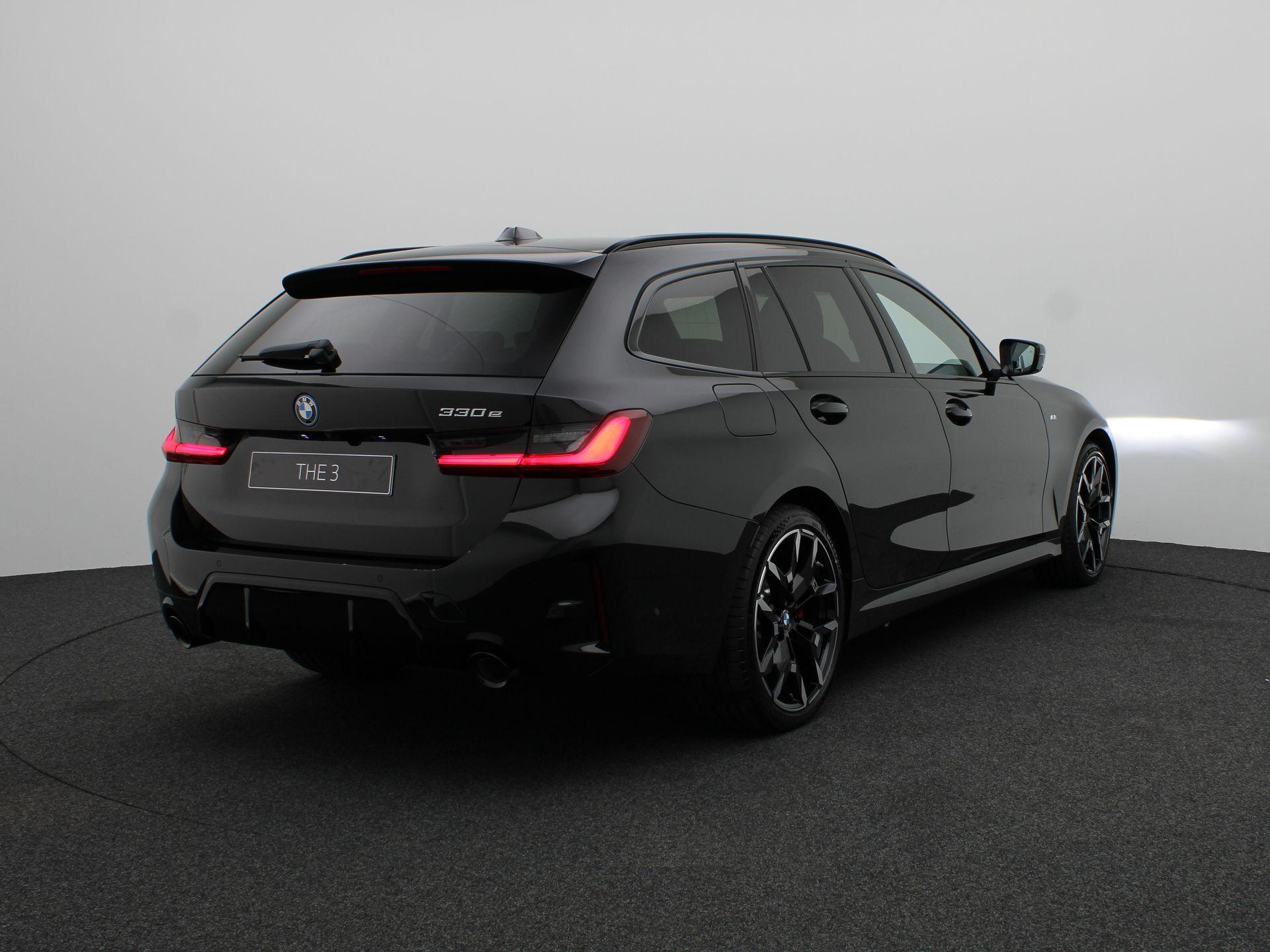 BMW 3 Serie 330e Touring - Afbeelding 2