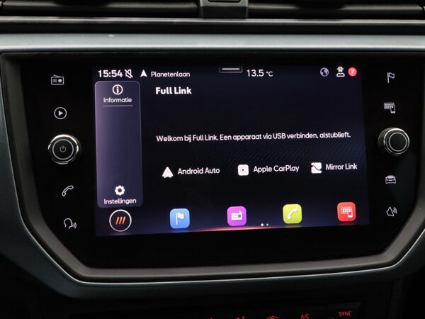 Apple Carplay/Android Auto