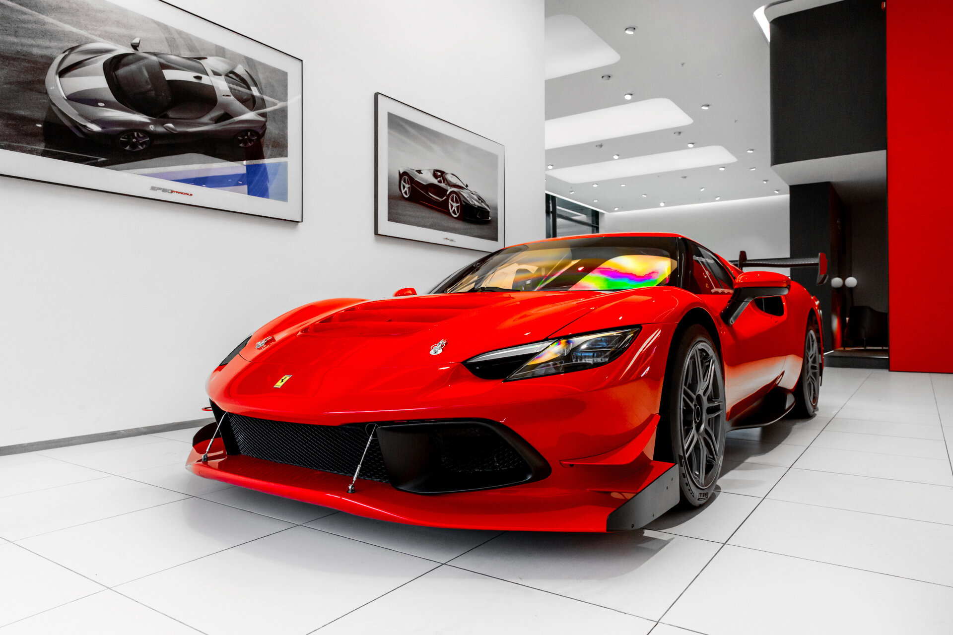 Ferrari 296 Challenge ~Ferrari Munsterhuis~ - Afbeelding 2