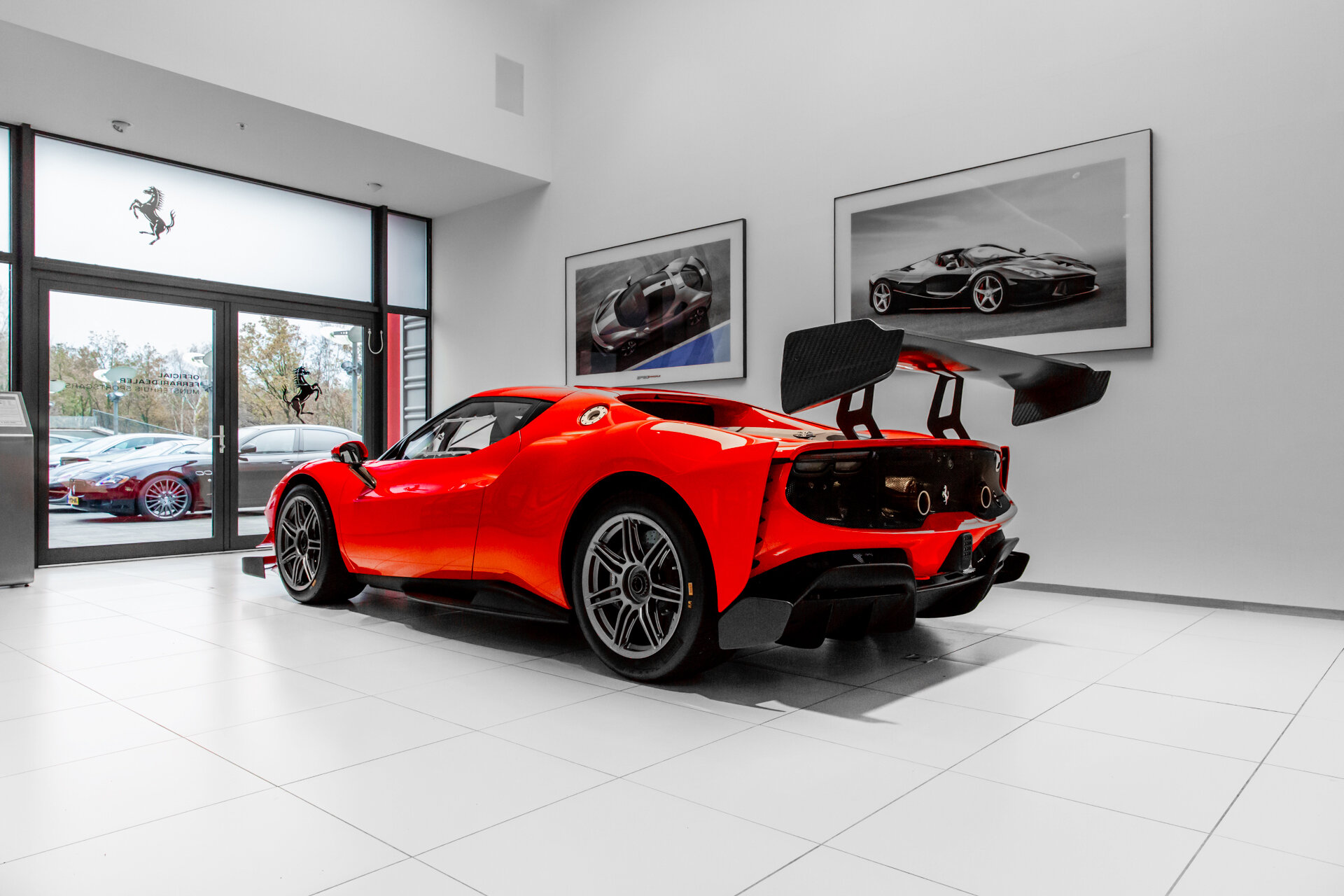 Ferrari 296 Challenge ~Ferrari Munsterhuis~ - Afbeelding 3