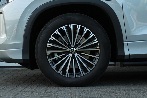 Lichtmetalen velgen 18 inch "Napoli" Lichtmetalen velgen 18 inch "Napoli"