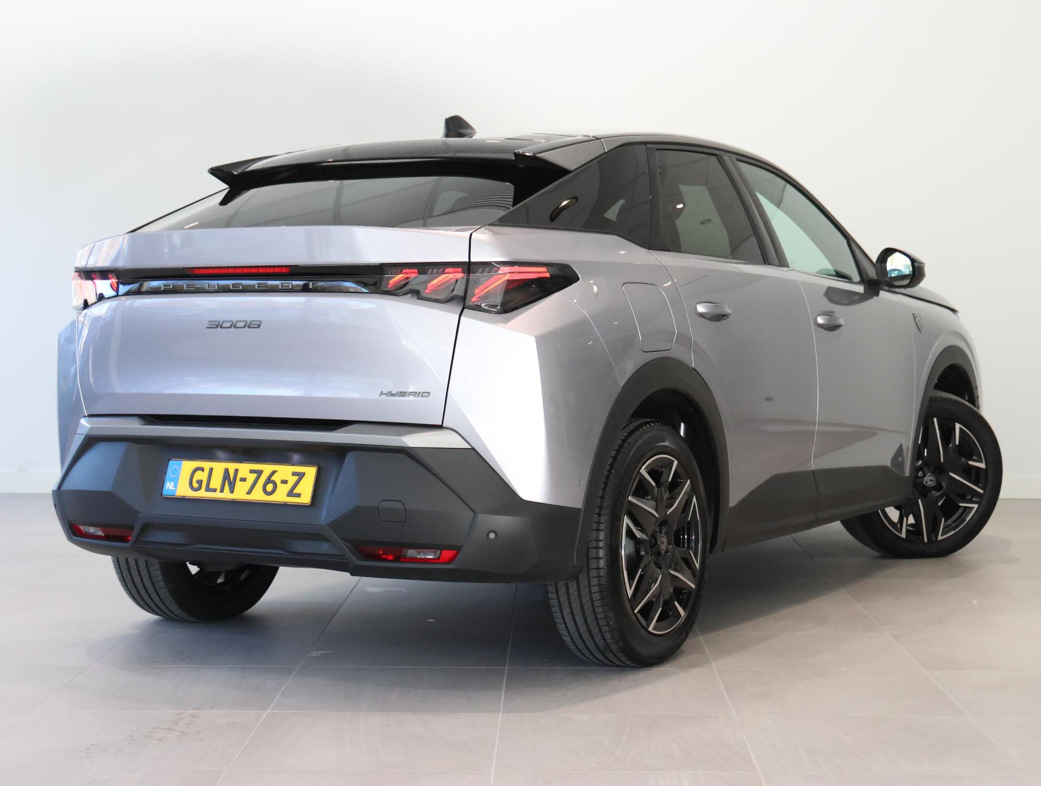 Peugeot 3008 SUV GT Hybrid 145 pk Automaat - Afbeelding 3