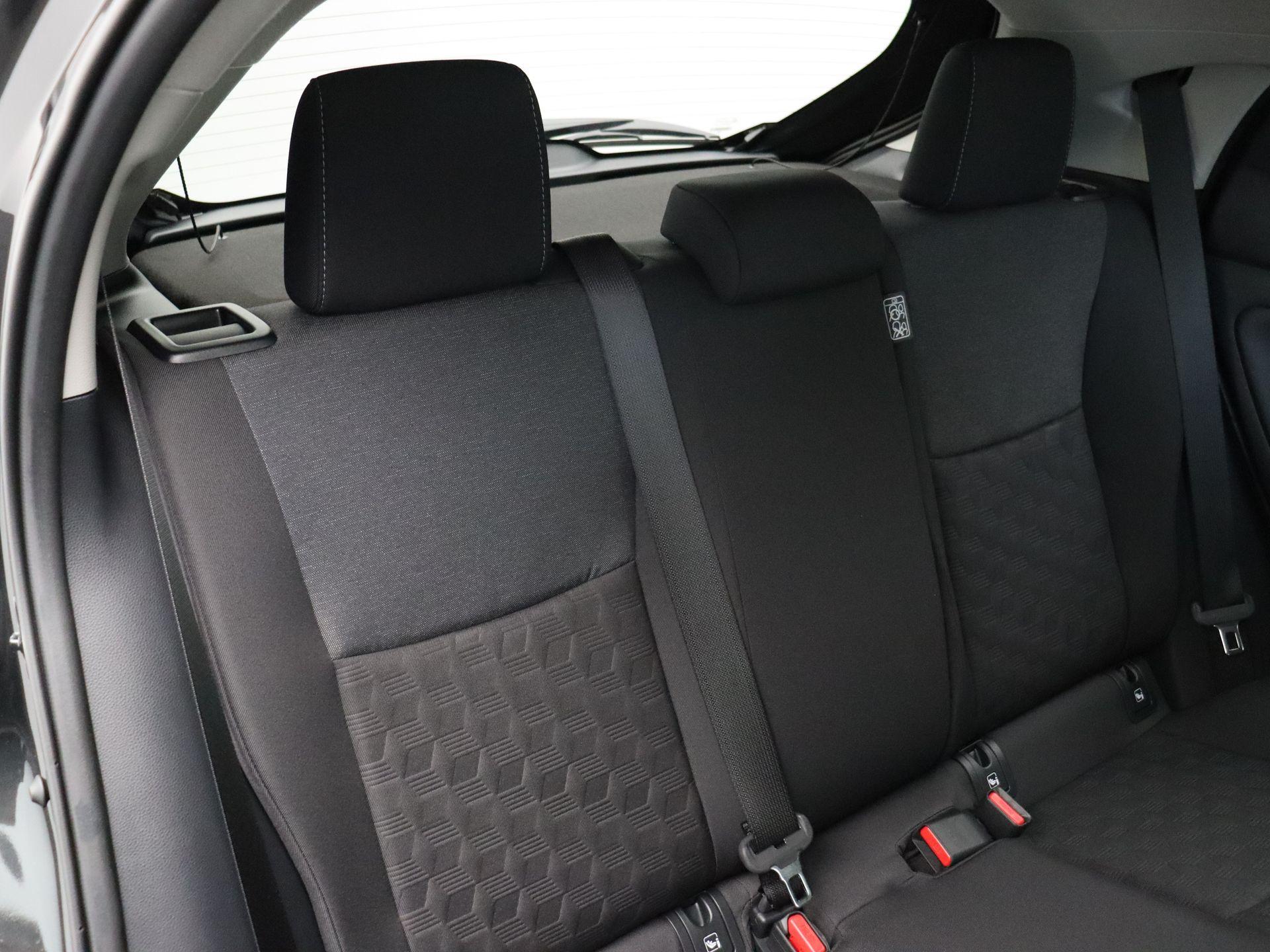 Toyota Yaris 1.5 Hybrid 115 Dynamic - Afbeelding 9
