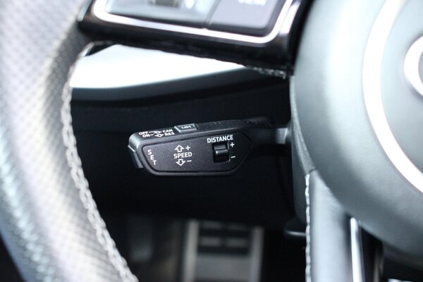 cruise control adaptief met Stop&Go cruise control adaptief met Stop&Go