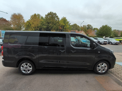 Opel Vivaro Dubbele Cabine L3 2.0 TURBO 180PK AUTOMAAT AT8 * DESIGN PACK * DYNAMIC SURROUND VIEW * SCHUIFDEUR L&R * TREKHAAK * - Afbeelding 3