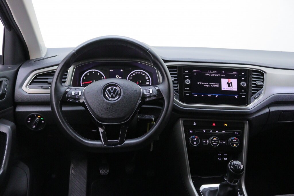 Volkswagen T-Roc 1.0 TSI Style | Afn. Trekhaak | Navigatie | Carplay | - Afbeelding 3