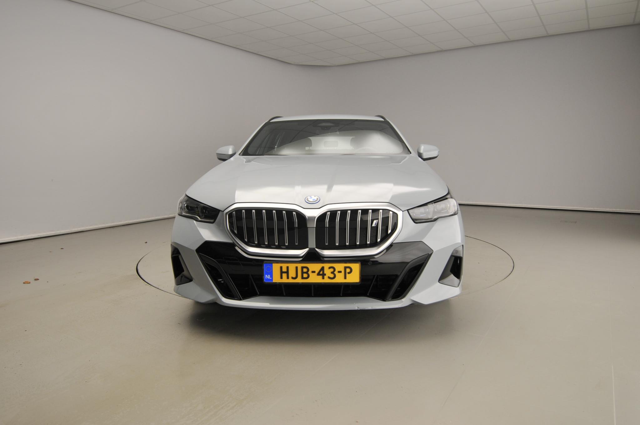 BMW i5 Touring eDrive40 - Afbeelding 5
