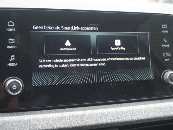 Apple Carplay/Android Auto