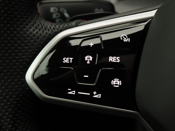 cruise control adaptief met Stop&Go en stuurhulp