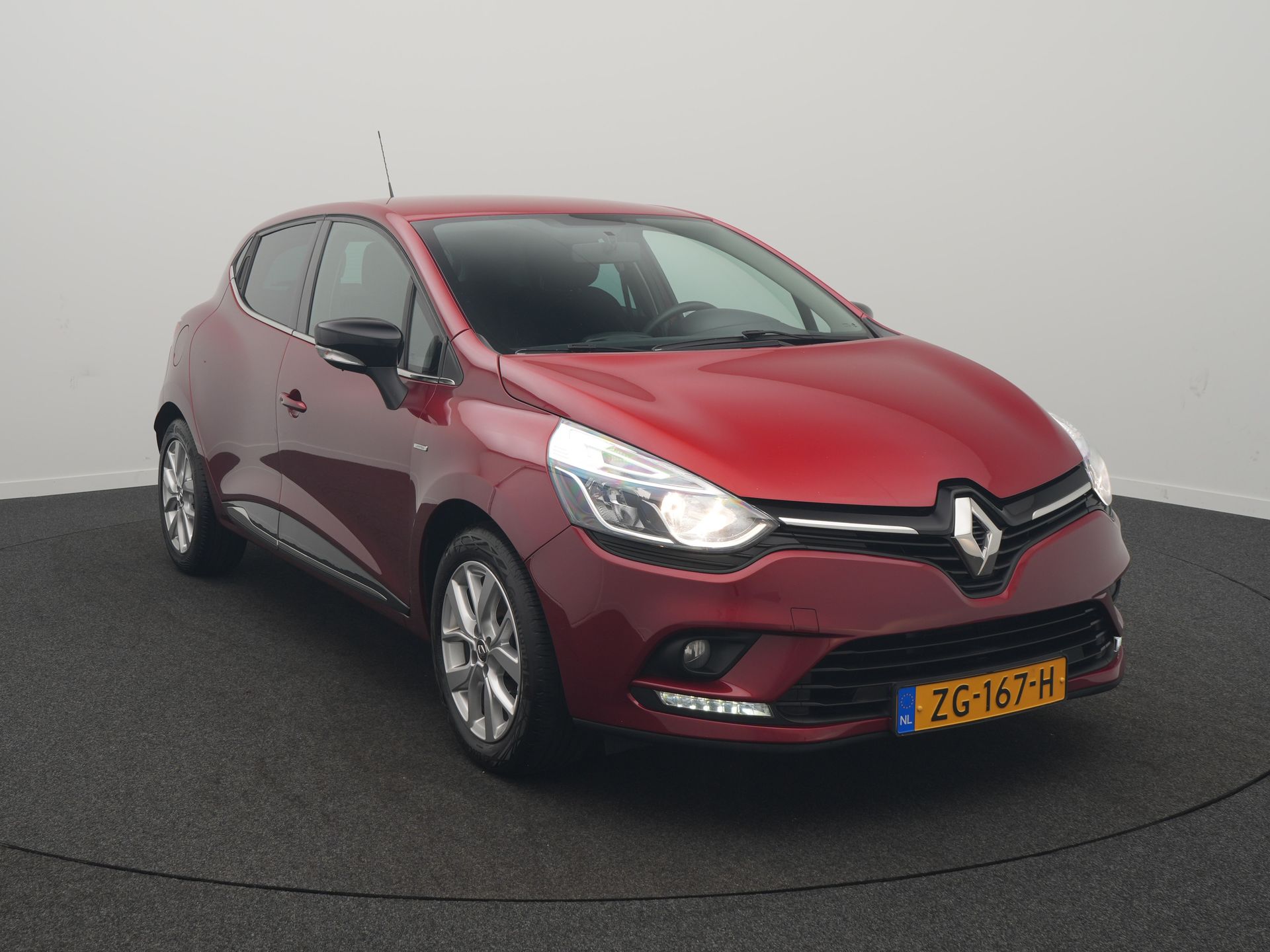 Renault Clio TCe 90 Limited - Afbeelding 3