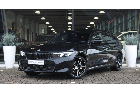 BMW 3 Serie Touring 320e M Sport Automaat