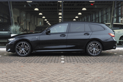 BMW 3 Serie Touring 320e M Sport Automaat - Afbeelding 5