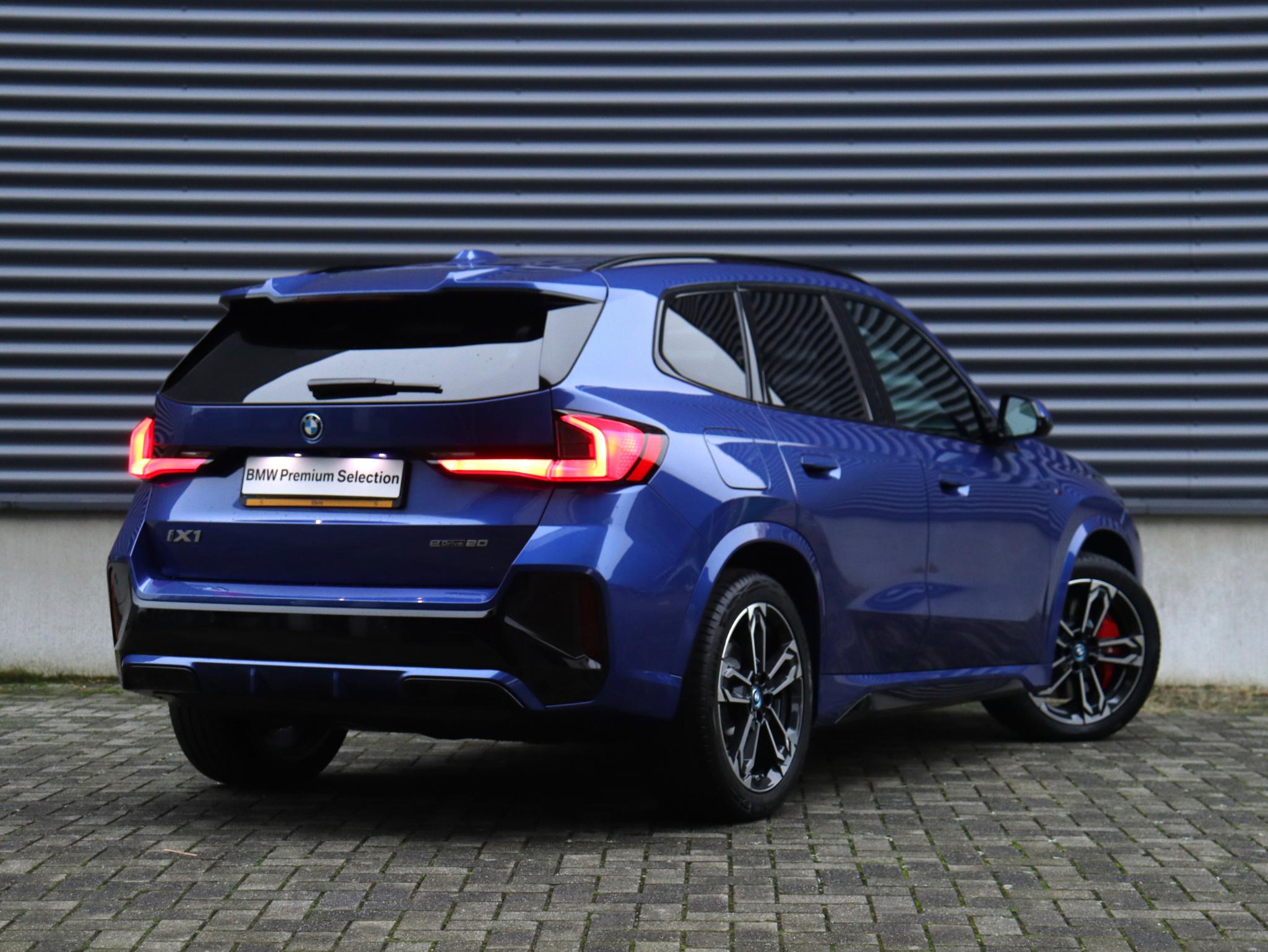 BMW iX1 eDrive20 - Afbeelding 2