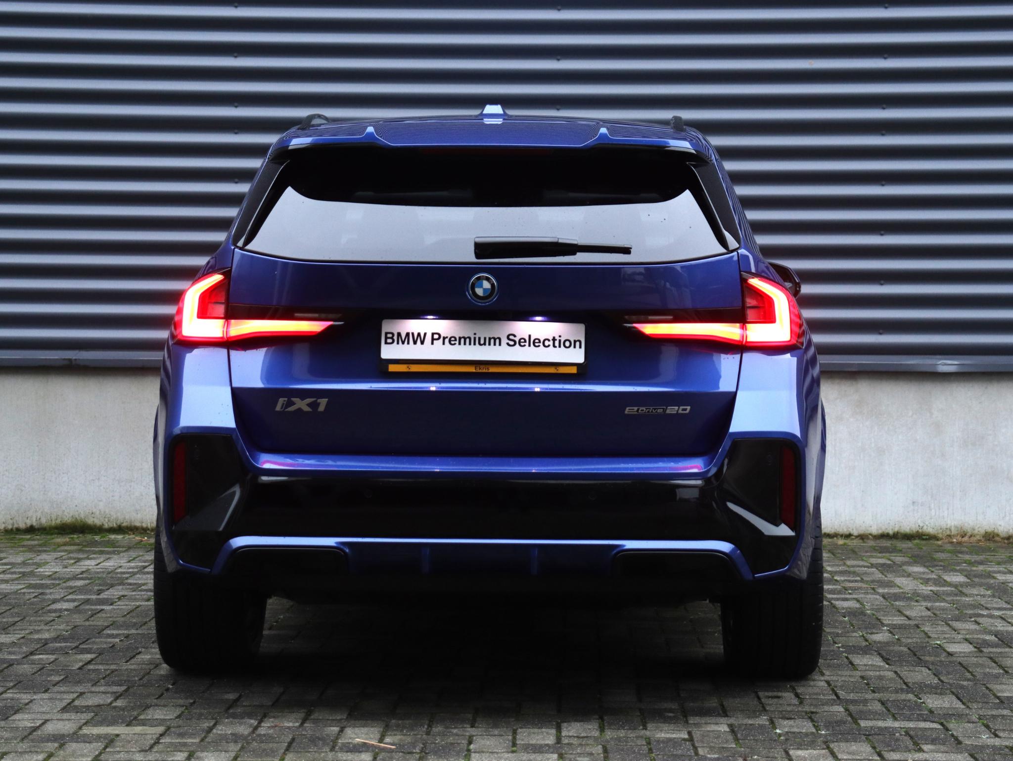 BMW iX1 eDrive20 - Afbeelding 4