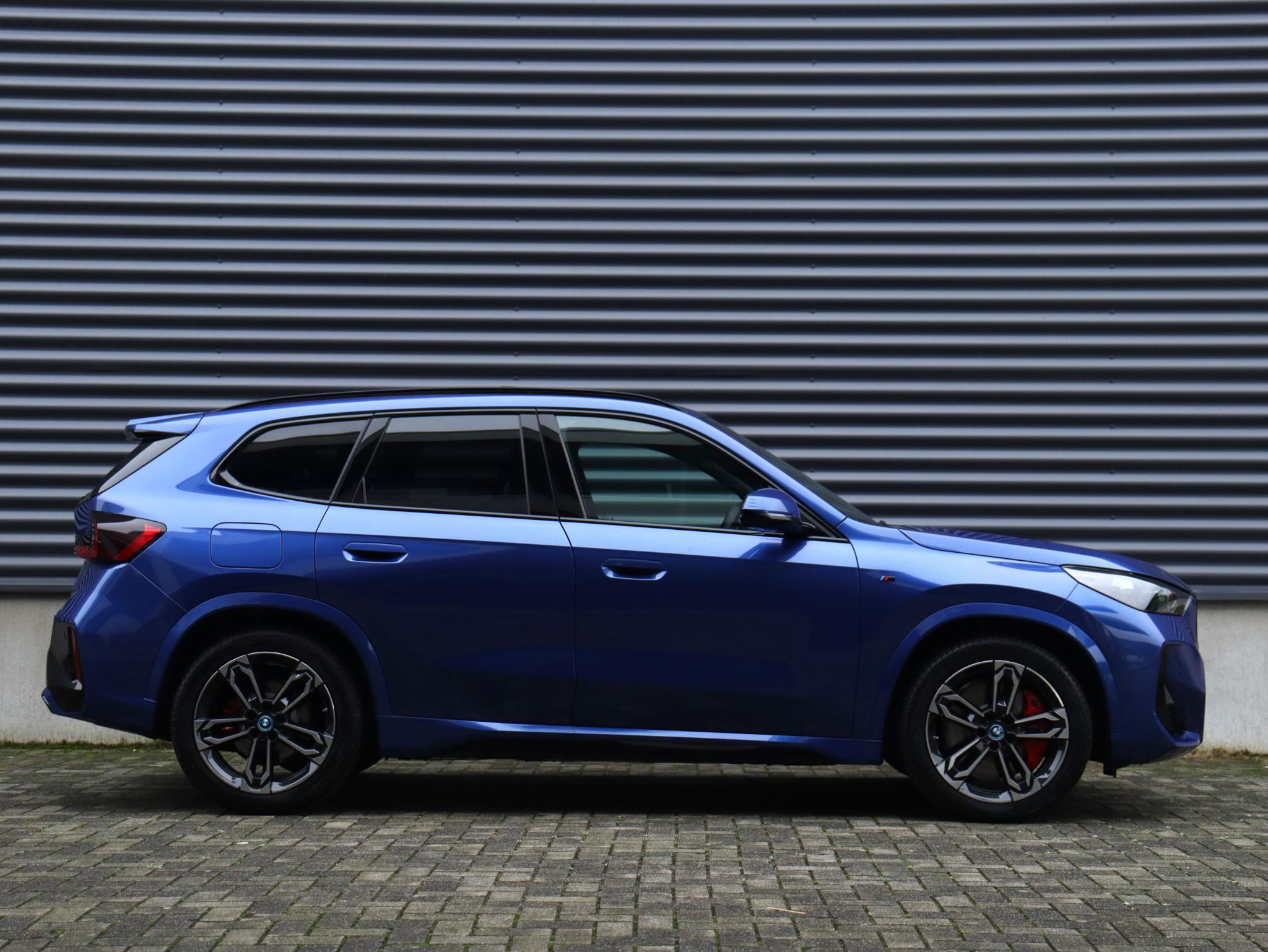 BMW iX1 eDrive20 - Afbeelding 5