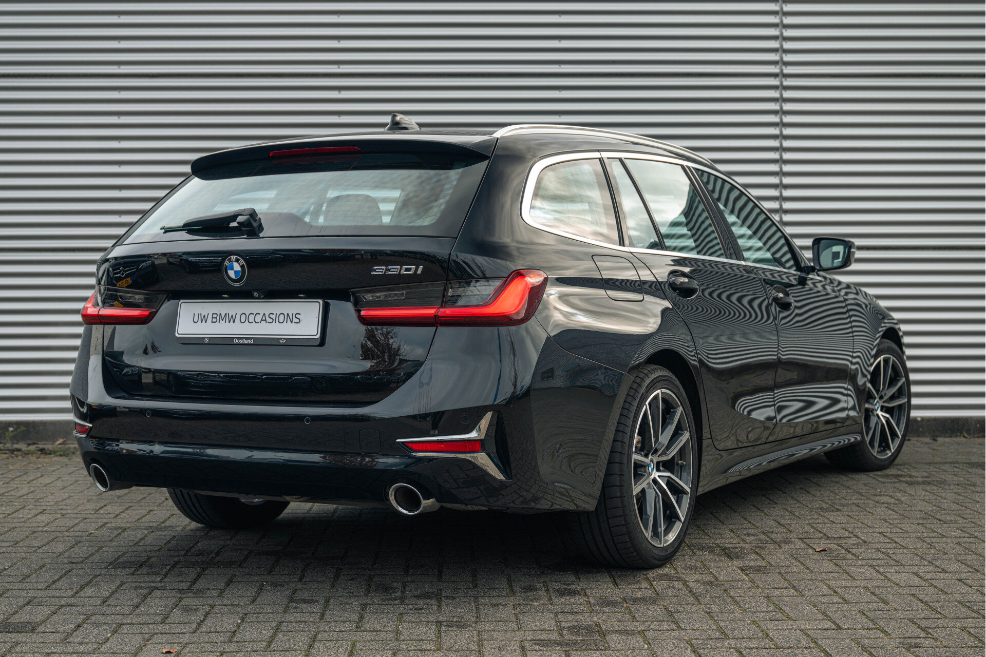 BMW 3 Serie Touring 330i High Executive Luxury Line Automaat - Afbeelding 2