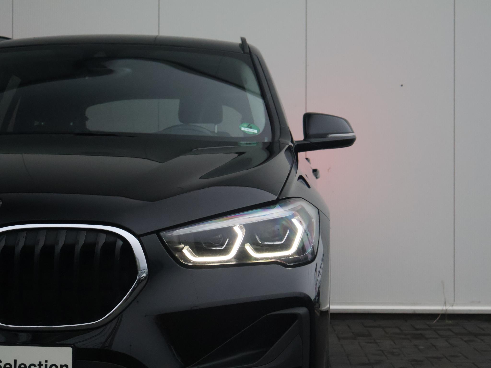 BMW X1 sDrive20i High Executive - Afbeelding 4