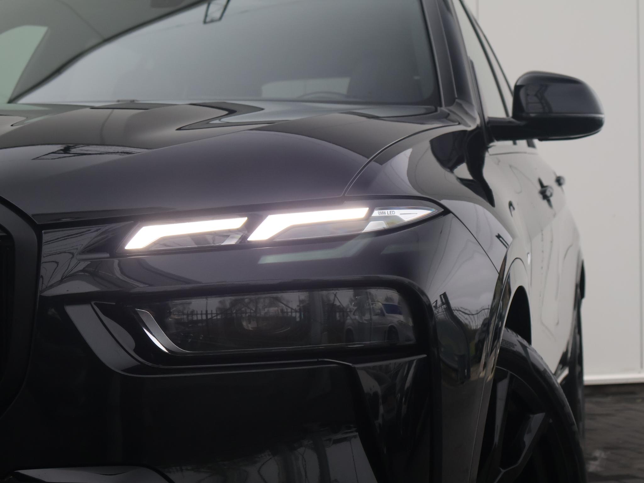 BMW X7 xDrive40d - Afbeelding 2