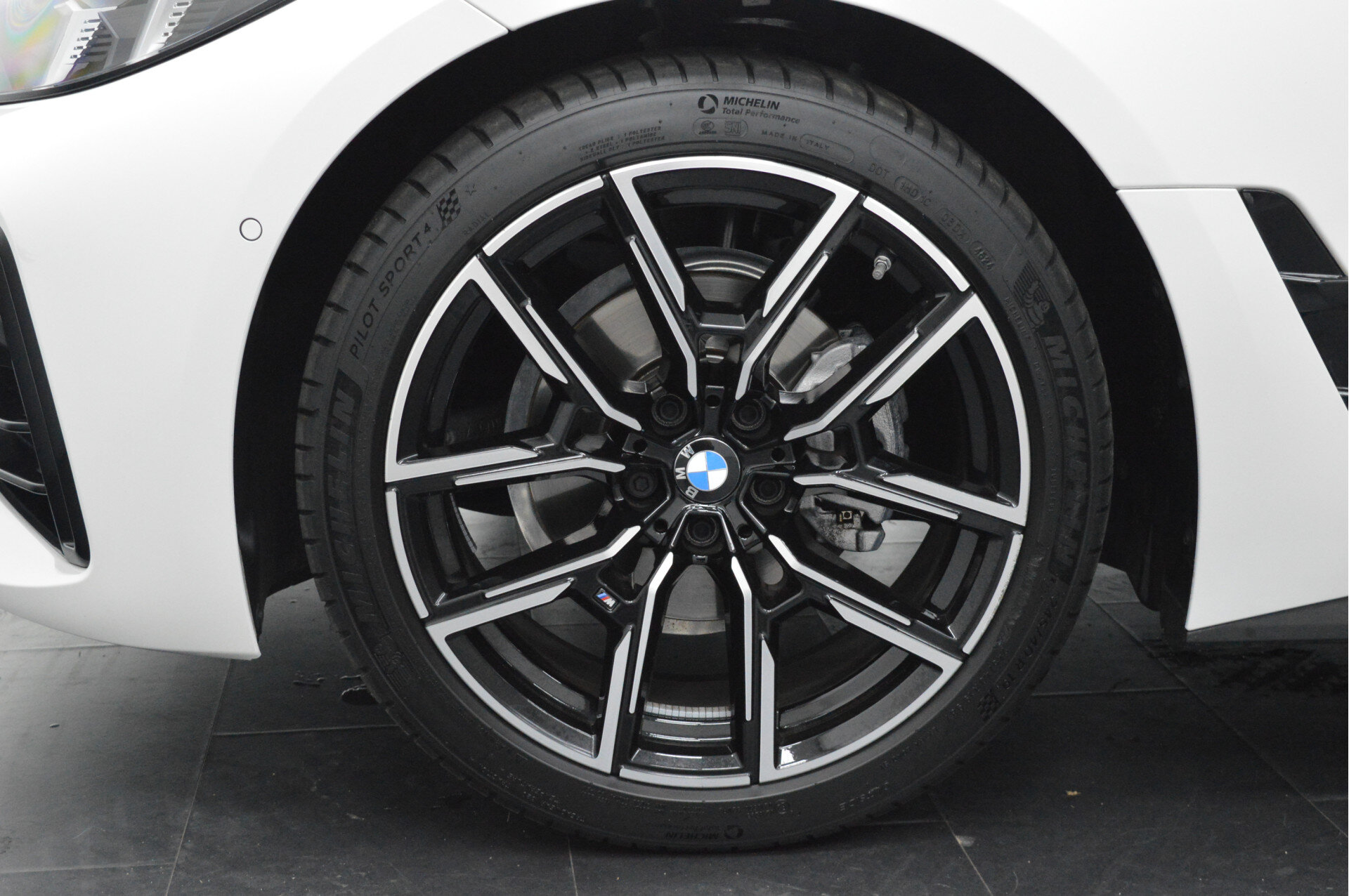 BMW 4 Serie Gran Coupé 420i M Sport Automaat - Afbeelding 5