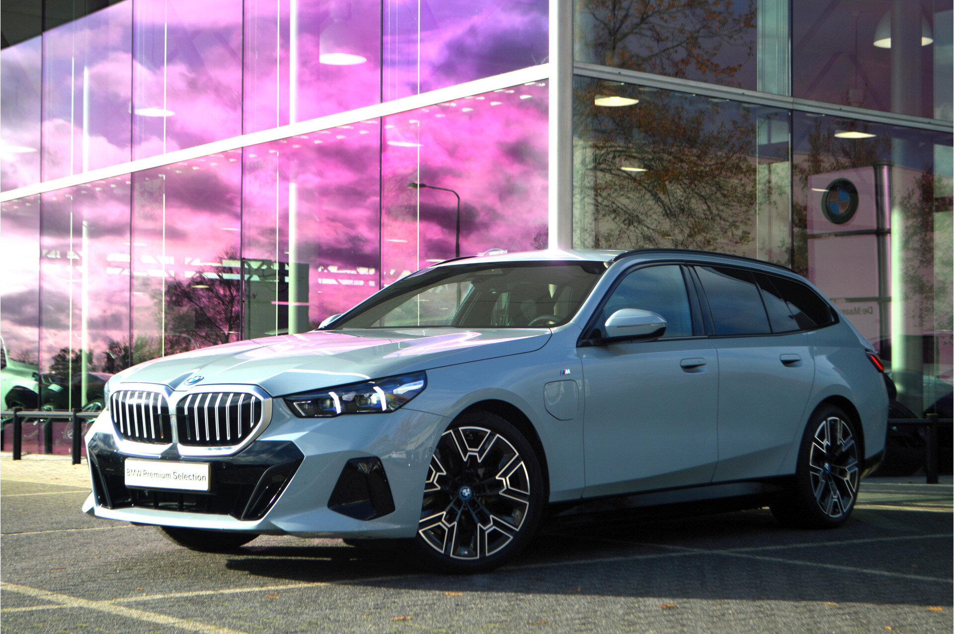 BMW 5 Serie Touring 530e M Sport Automaat