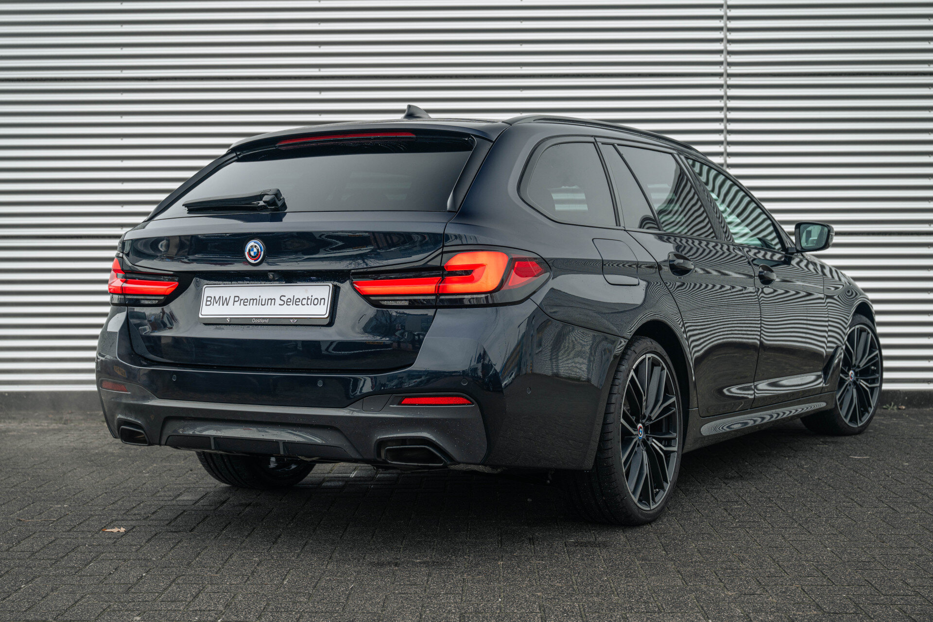 BMW 5 Serie Touring 540i xDrive High Executive M Sport Automaat - Afbeelding 2