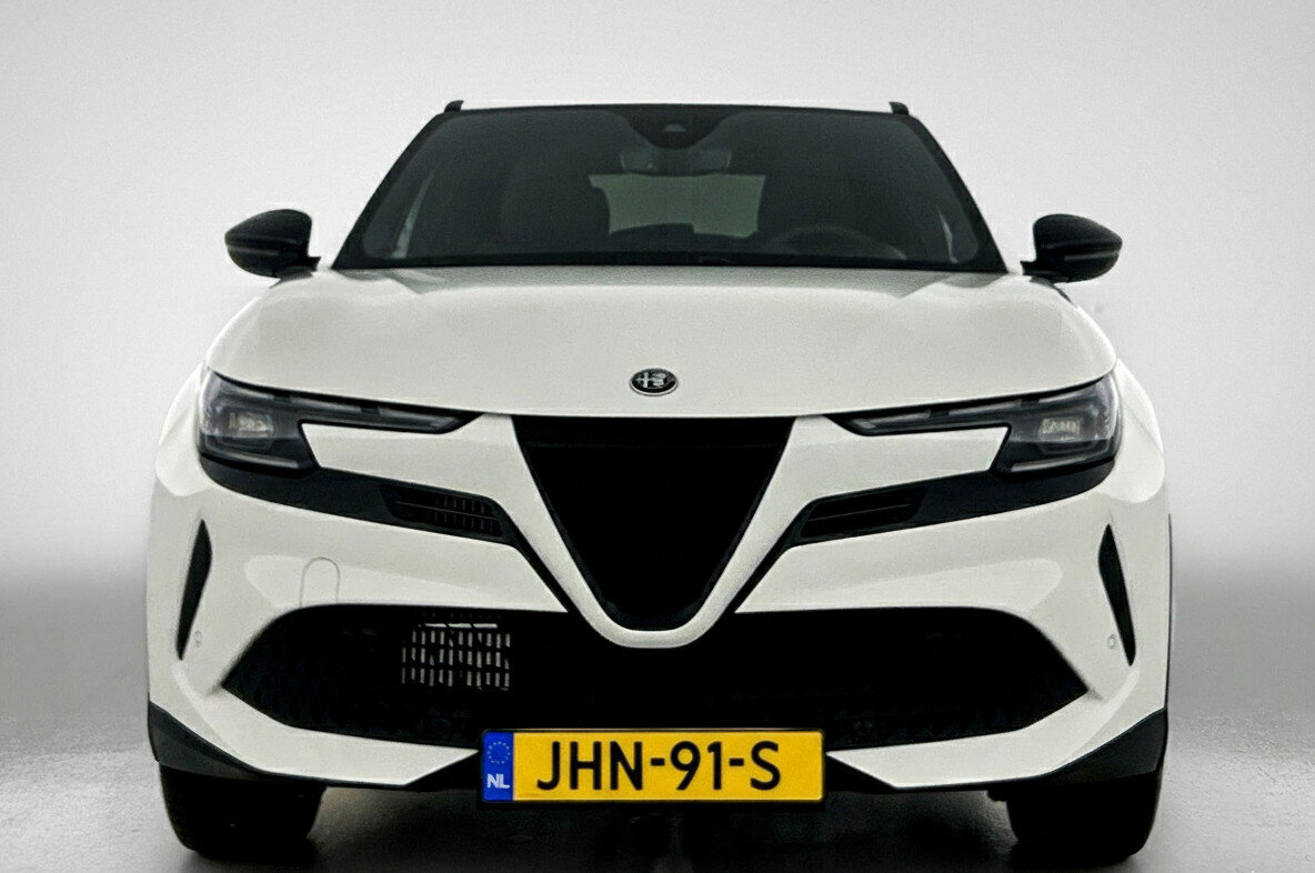 Alfa Romeo Junior 1.2 Turbo Hybrid Ibrida Speciale - Afbeelding 3