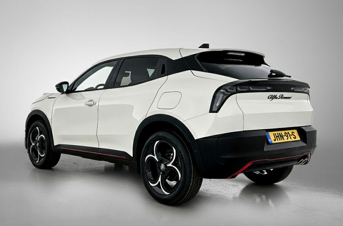 Alfa Romeo Junior 1.2 Turbo Hybrid Ibrida Speciale - Afbeelding 5