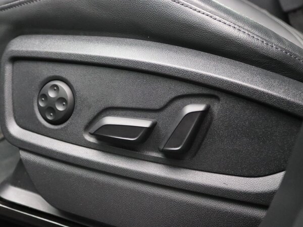 Elektrisch verstelbare bestuurdersstoel