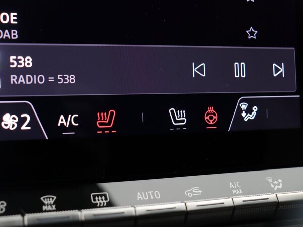 Elektrisch verwarmbare voorstoelen