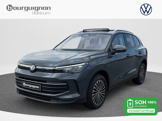 Volkswagen Tiguan 1.5 eHybrid Life Edition | Pano Dak | Trekhaak |