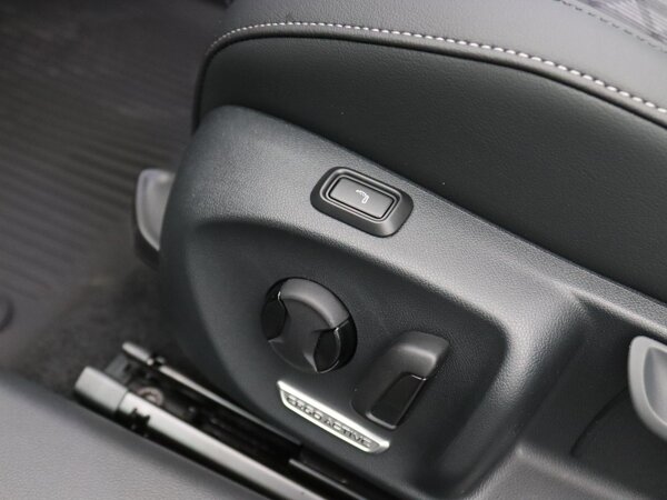 elektrisch verstelbare voorstoel(en)