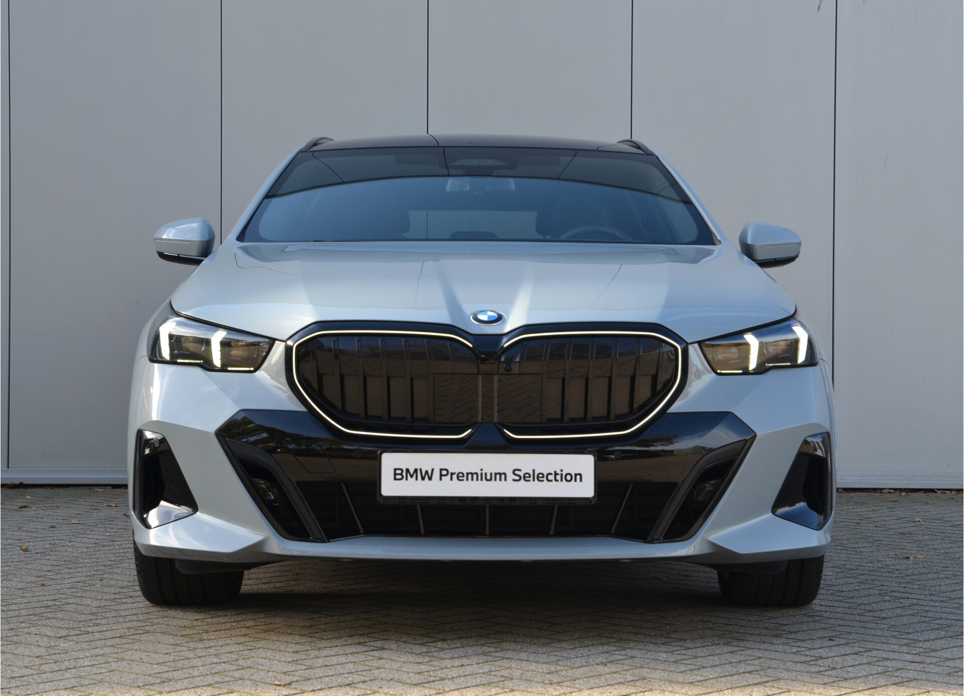 BMW 5 Serie Touring 540d xDrive M Sport Automaat - Afbeelding 2