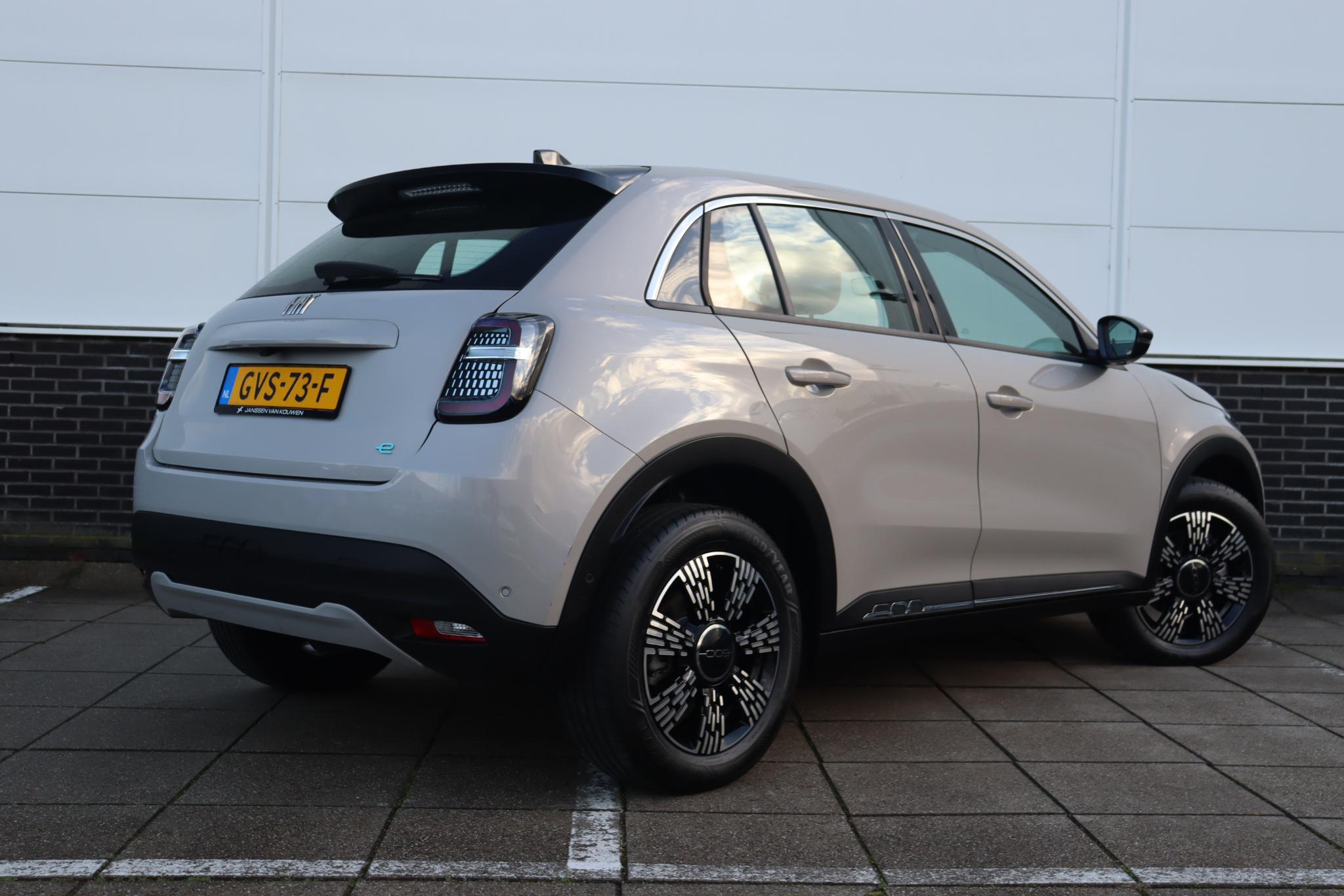 Fiat 600 600e Urban 54 kWh - Afbeelding 4