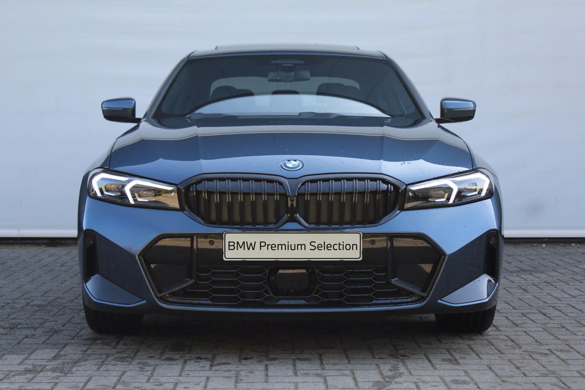 BMW 3 Serie 330e High Executive M Sport Automaat - Afbeelding 2