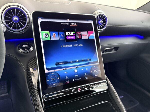 Sierdelen in AMG-carbon Sierdelen in AMG-carbon