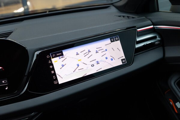 multimedia scherm passagier