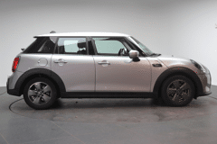 MINI Hatchback Cooper Classic Automaat - Afbeelding 4