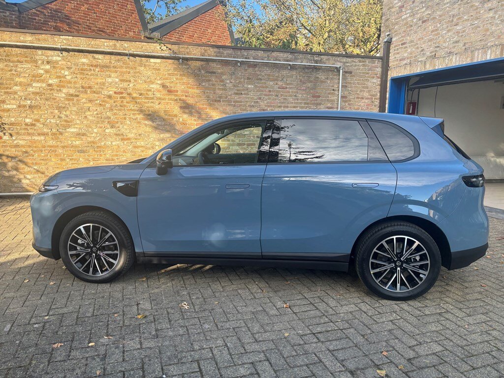 Leapmotor B10 DESIGN PROMAX * PANO DAK * LEDER * ELEKTRISCHE KOFFER * NAVI * 360 CAMERA - Afbeelding 5