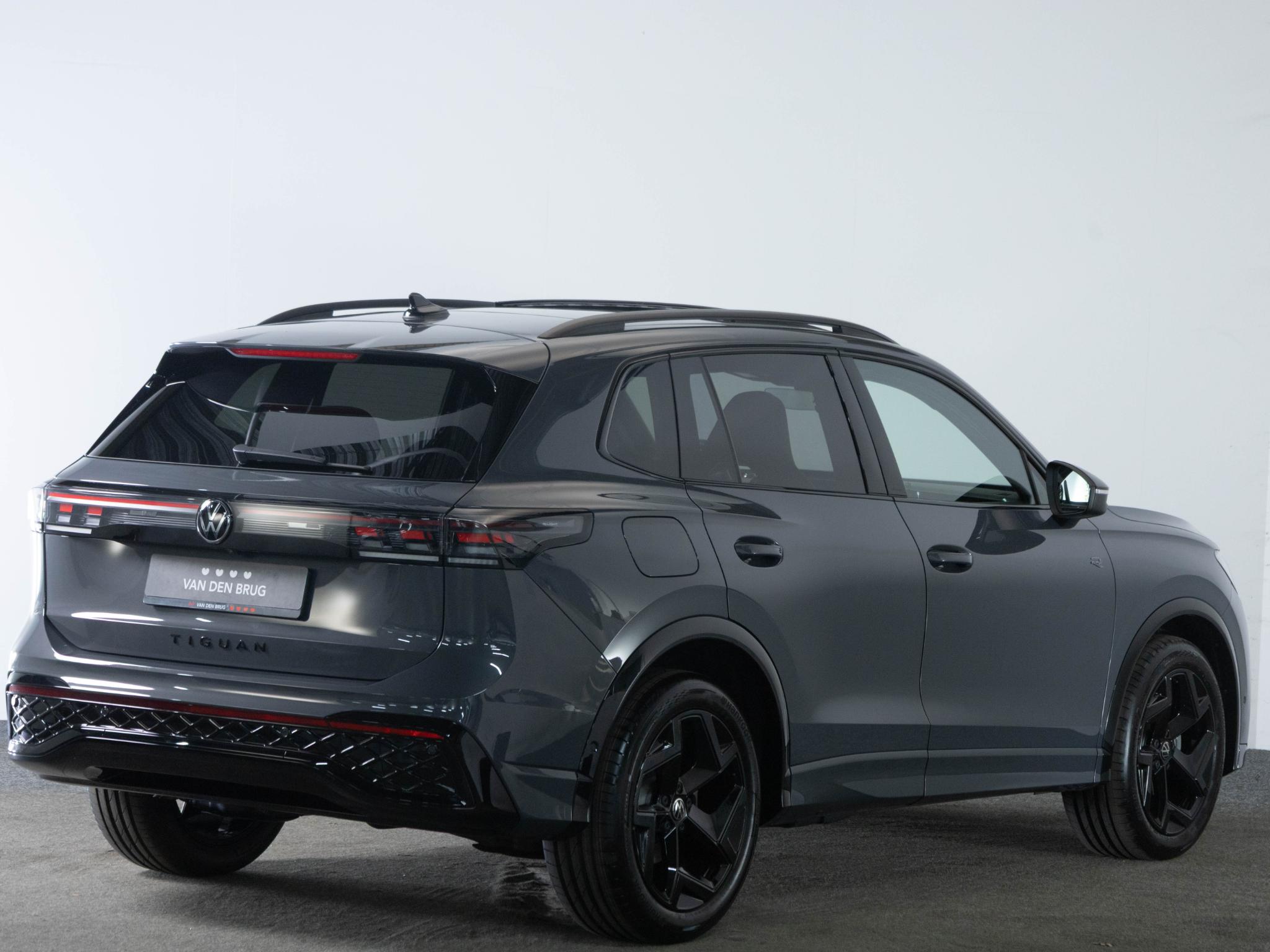 Volkswagen Tiguan R-Line 1.5 eTSI 150 PK DSG - Afbeelding 4