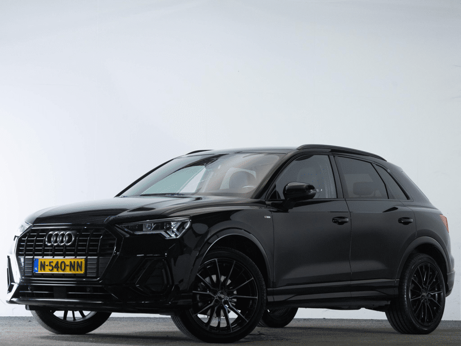 Audi Q3 S-Line 35 TFSI 150 PK - Afbeelding 1