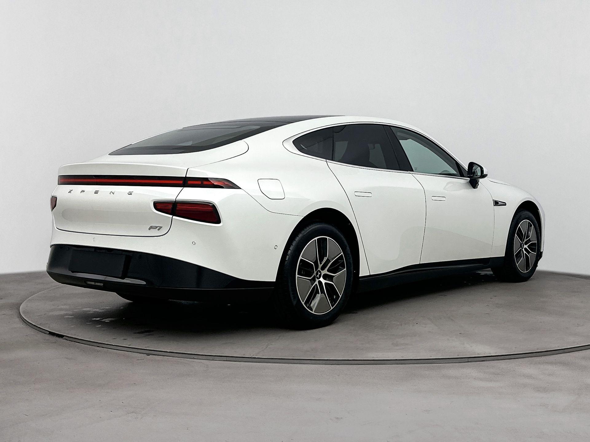 XPENG P7 RWD Long Range 86 kWh - Afbeelding 2