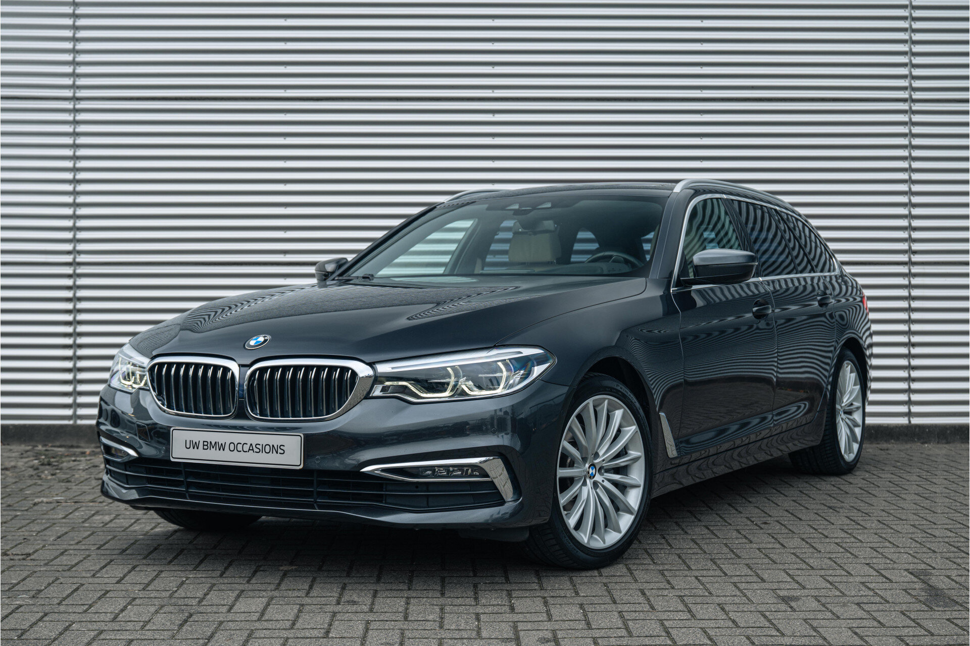 BMW 5 Serie Touring 520i High Executive Luxury Line Automaat